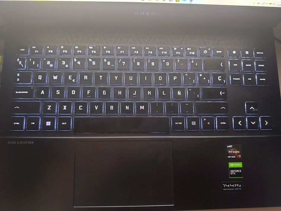 HP OMEN 15 GAMING | Ryzen 7 | GTX 1650 Ti | 16GB RAM | 144Hz