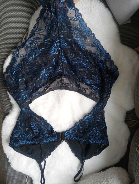 Koronkowe body plus size