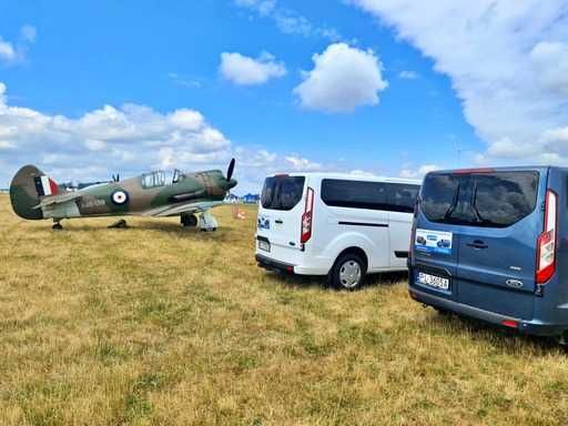 wynajem wypożyczalnia aut bus 8 i 9 osobowych Leszno Gostyń Rawicz