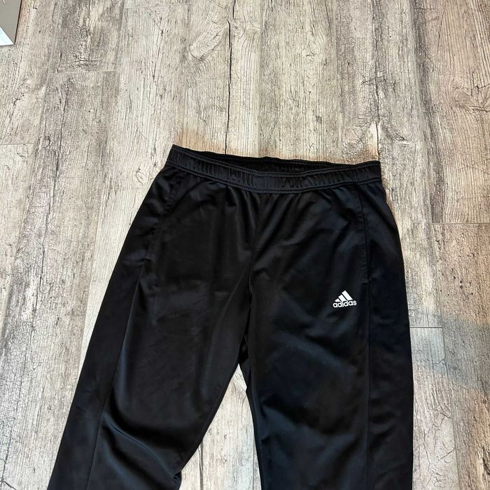 Czarne męskie spodnie dresowe Adidas