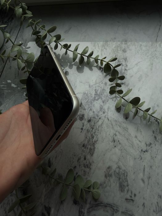 Iphone 11 stan idealny