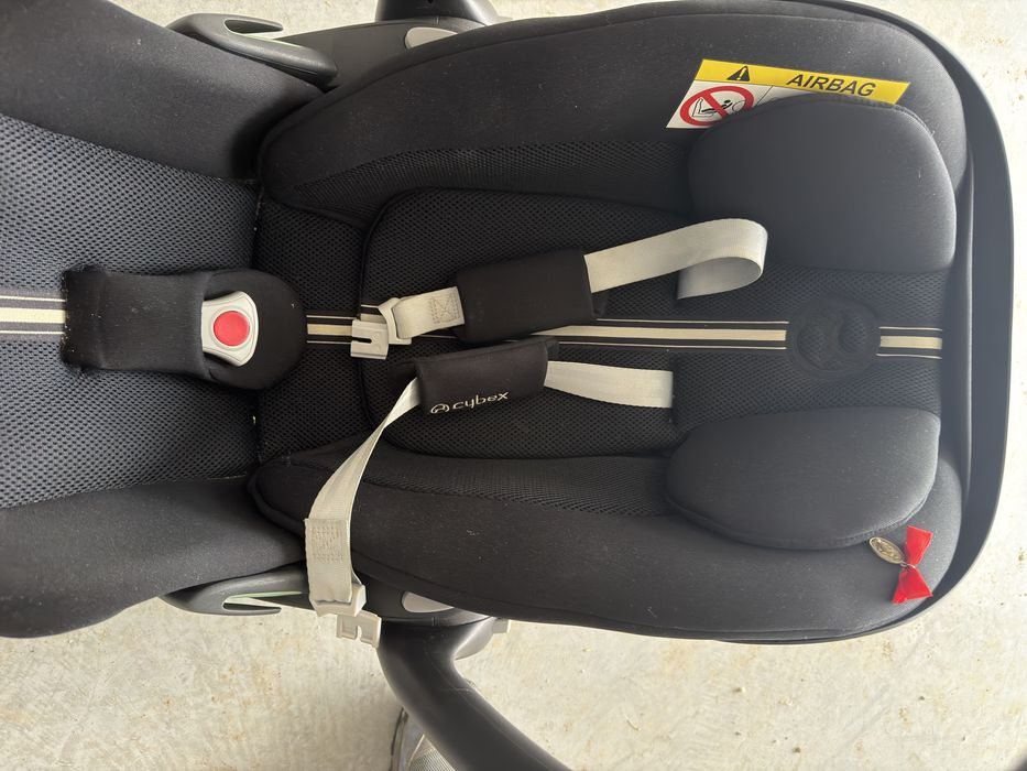 Wozek samochodowy dla dziecka