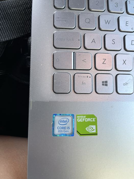 Computador a funcionar ! Totalmente formatado