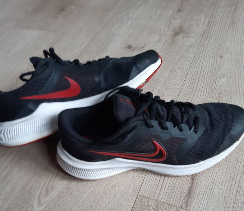Buty Nike rozm. 39 lekkie, z siateczki