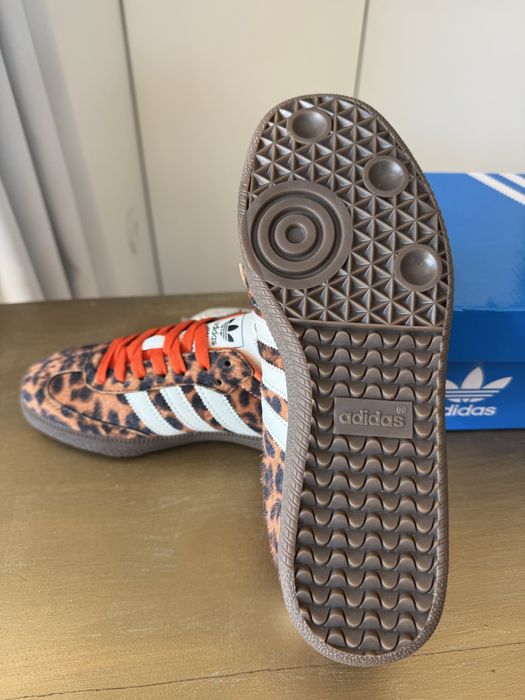 Sapatilhas Adidas samba leopard