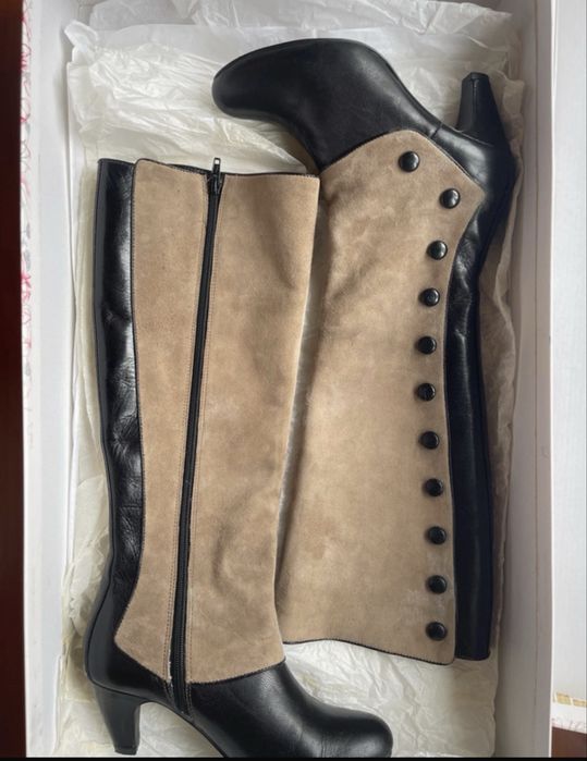 Botas vintage cano alto camurça e pele