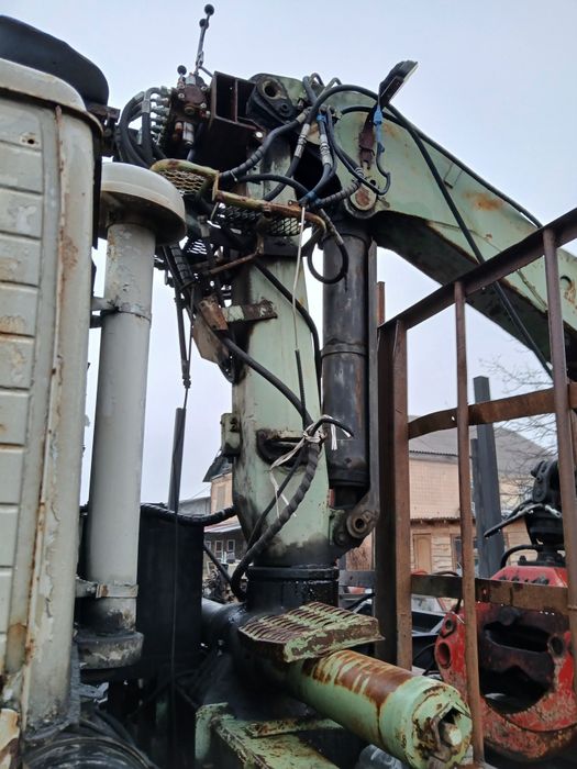 Камаз маніпулятор LOGLIFT 95 лісовоз