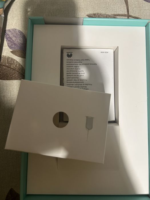 Планшет Huawei з дефектами