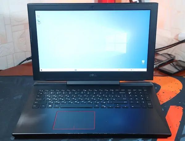 Dell 7577 ігровий ноут