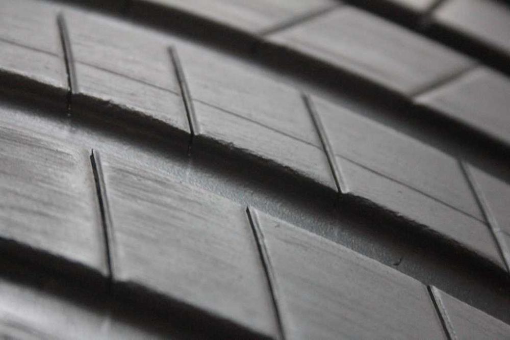 235/55/19 Bridgestone Turanza ECO enliten 235/55 R19 101T AO 2022r