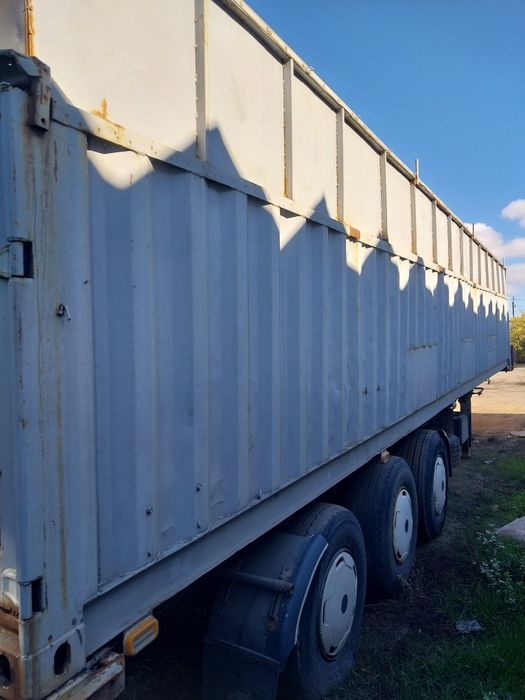 Продам прицеп зерновоз