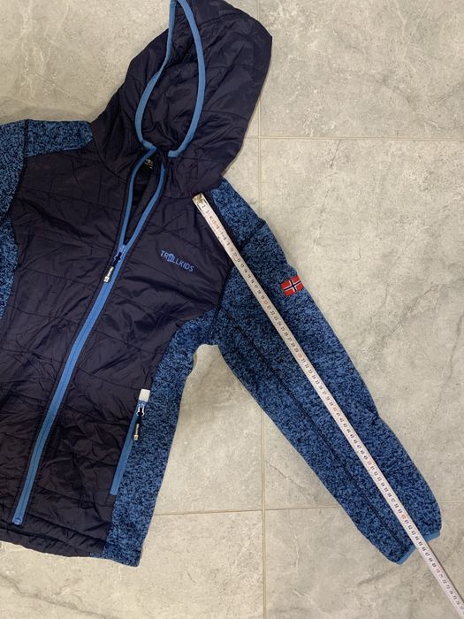 Темно-синя флісова куртка "Skabu" Trollkids