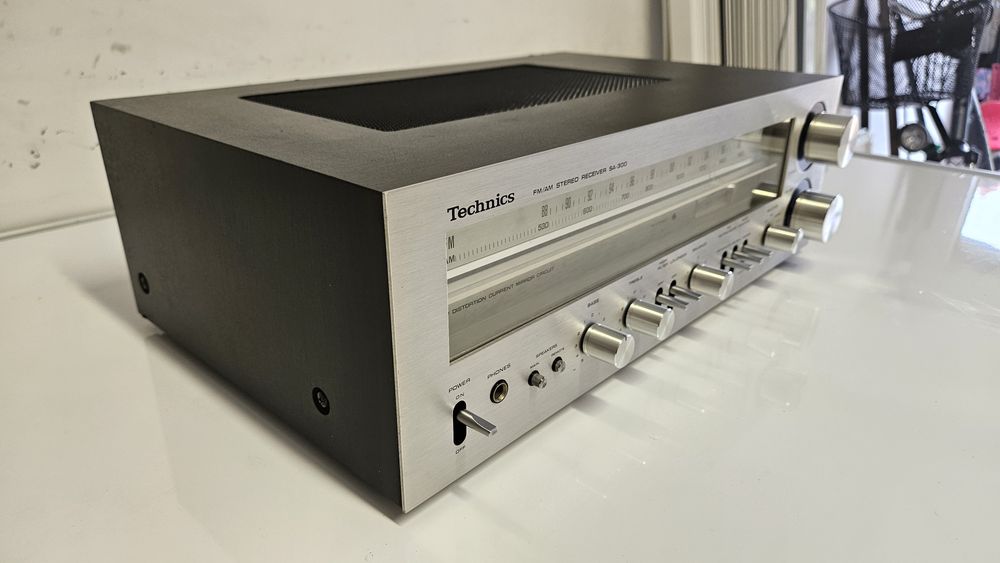 Technics SA 300 Amplituner super stan