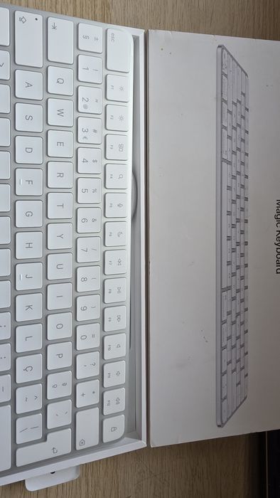 Magic Keyboard Apple