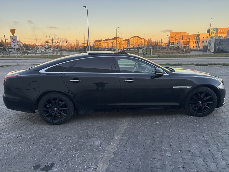 JAGUAR XJL LONG 3.0D 275KM Panorama Xenon 2xSzyberdach