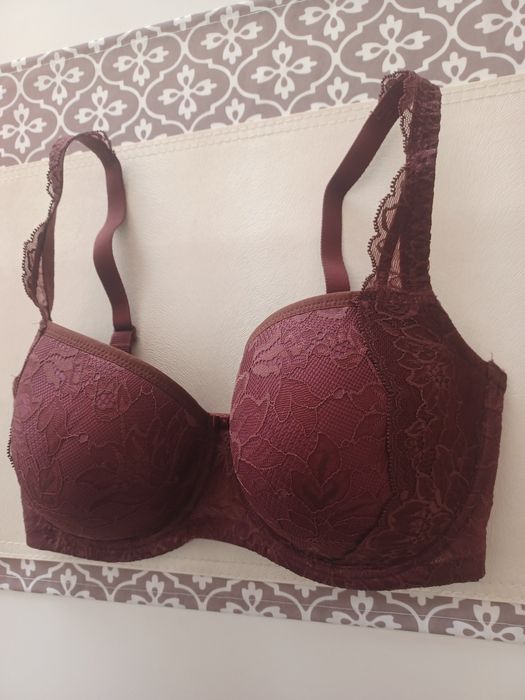 Biustonosz Triumph bordo