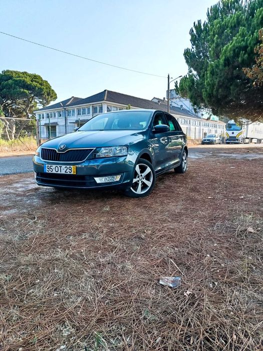 Skoda Rapid Spaceback 1.6TDi 105cv 2014