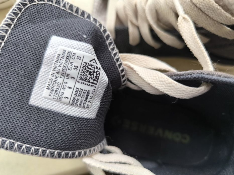 Продаються converse