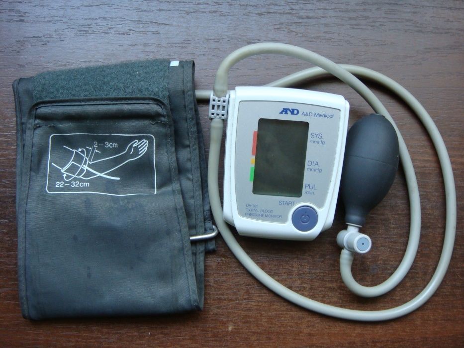 Полуавтоматический тонометр AND UA-705