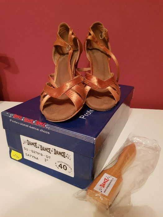 Profesjonalne buty taneczne / rozm.40 / satyna