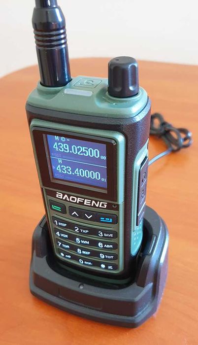 NOWY Duobander VHF 2m UHF 70 cm i więcej, krótkofalówka, pasmo PMR, lotnicze, morskie, kolejowe, straż pożarna, instrukcja PL - w pełni ODBLOKOWANY