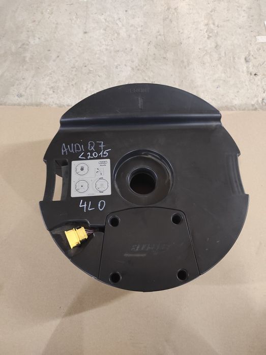 Сабвуфер audi q7,4L0035382B
