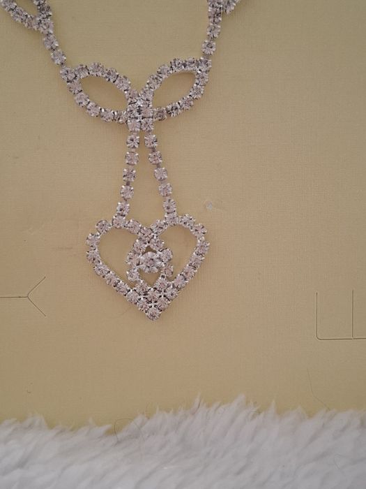 Conjunto colar / fio e brincos coração