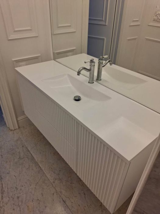 Стільниця.Умивальник.Підвіконня зі штучного каменю