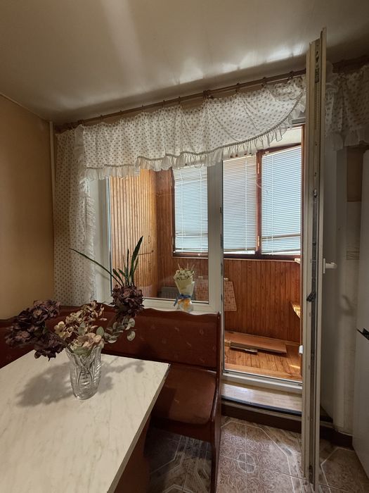 Івасюка 13 а, ст м Оболонь 10 хв, поруч парк Наталка