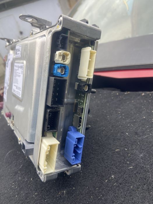 Компʼютер Tesla Model Y 2023 р, повний привід