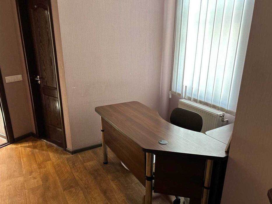 Продаж комерційного приміщення В ЦЕНТРІ міста! Гонча навпроти Оранти