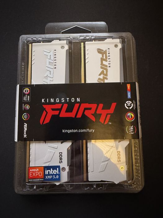 Нова оперативна пам'ять Kingston FURY Beast RGB DDR5 64GB 6000MHz (Black / White)