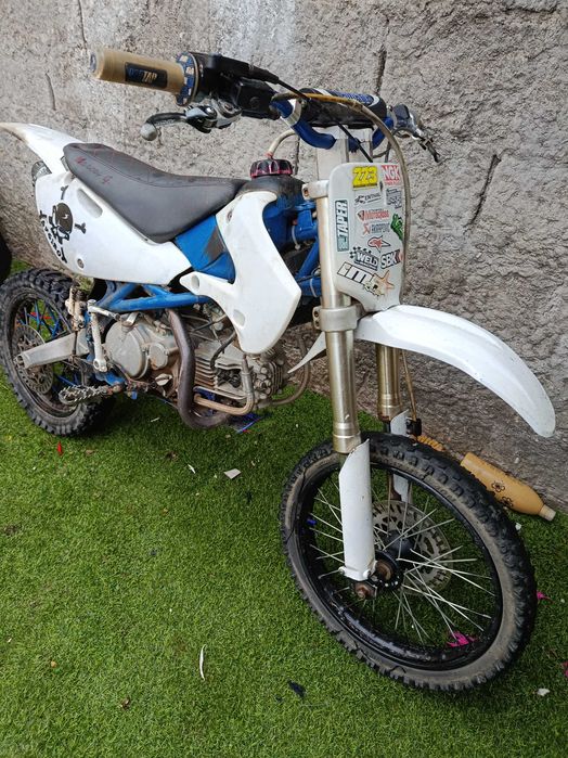 Pit bike 160cc..