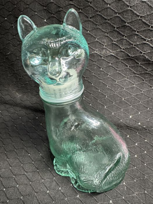 Стеклянный графин винтаж