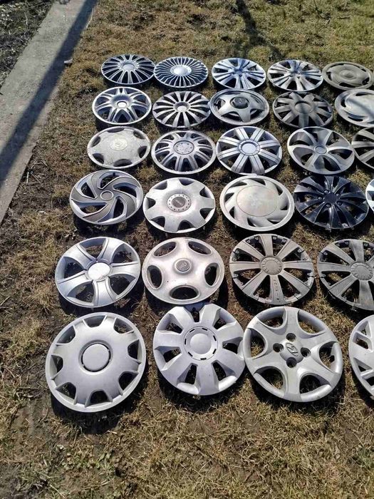 Продам авто колпаки б/у р 13