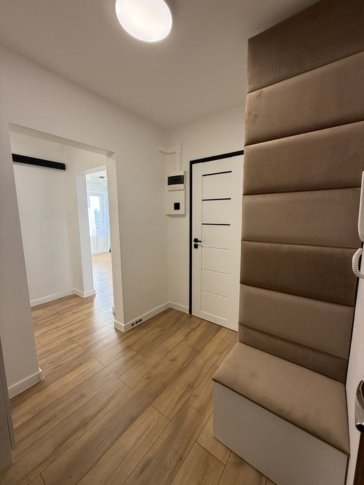 M3 ul. Mireckiego , po remoncie , duzy balkon , winda