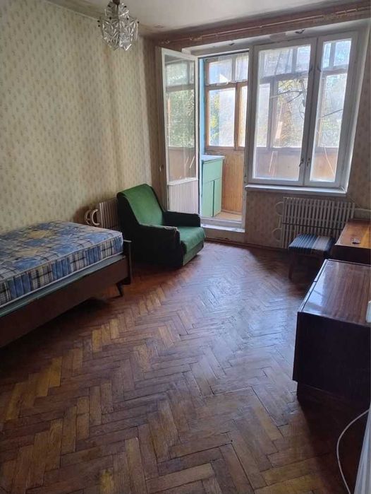 Продаж 3-кімнтатної квартири,центр ХТЗ, жилое состояние