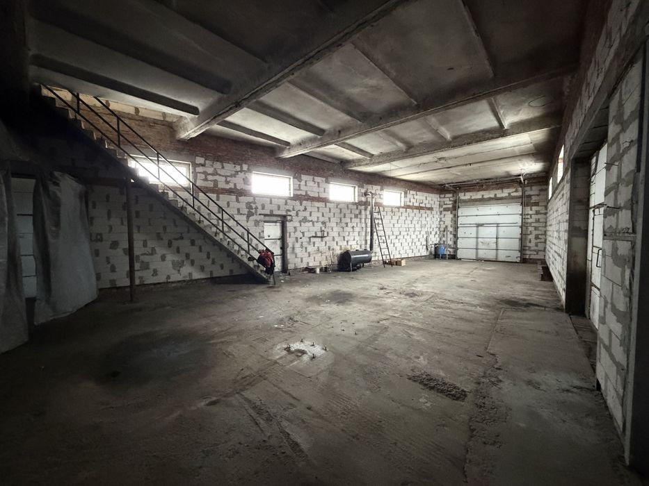 Оренда 200 квм під СТО / виробництво Буча ОК Бучанський