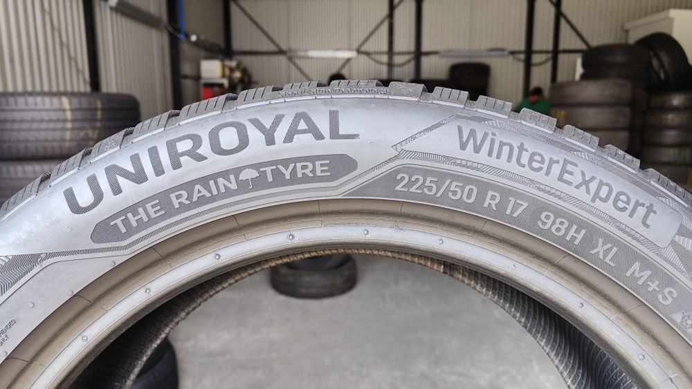225/50/17 Uniroyal Winter Expert komplet