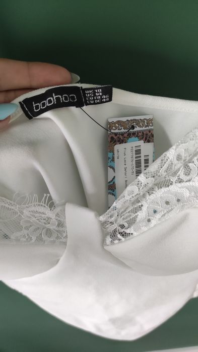 Śliczne nowe body białe 46 XXL 3xl