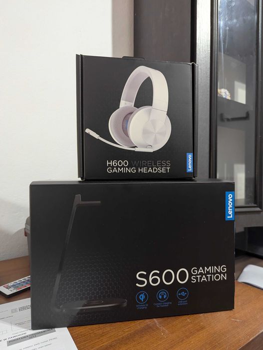 Słuchawki Lenovo H600 + stacją ładującą Lenovo S600
