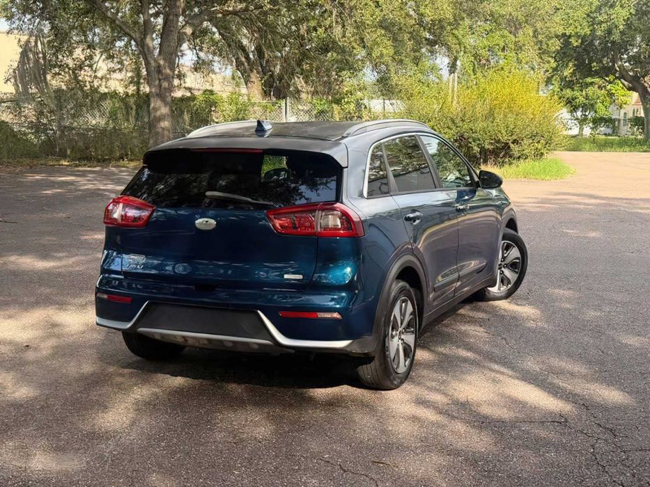 Kia Niro      2018