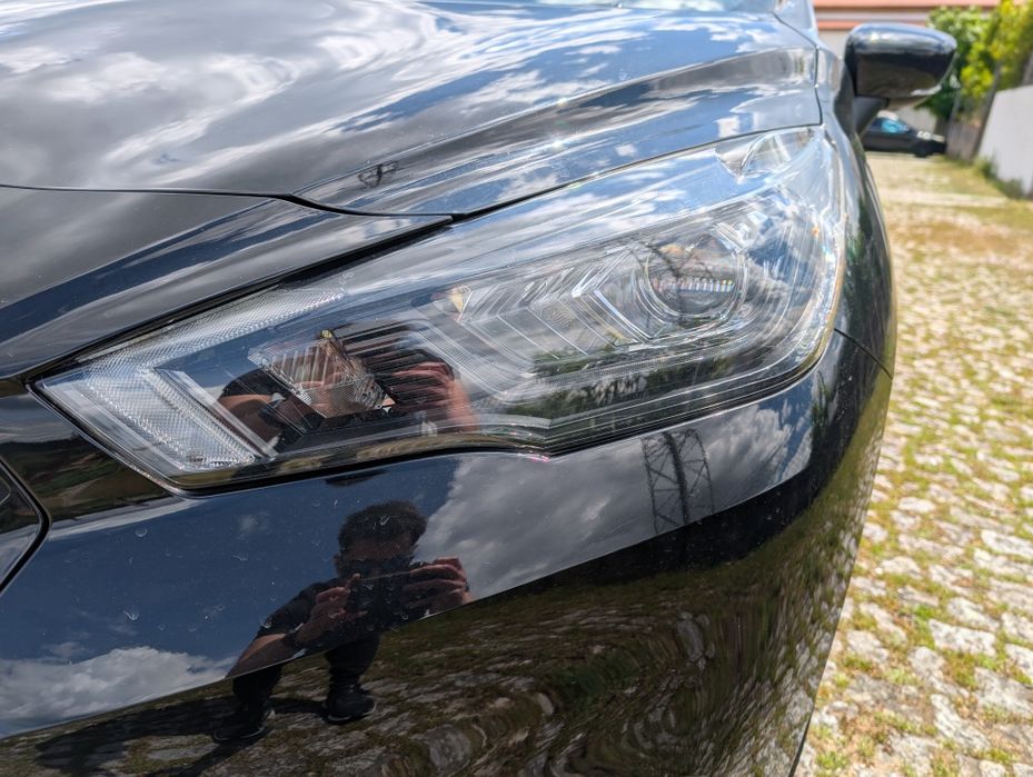 Nissan Micra Tekna 1.0