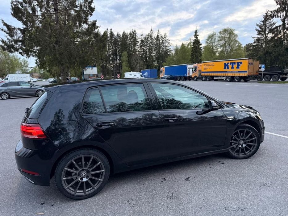 Volkswagen E-Golf 36квт, 55тис км рідного пробігу, не фарбований