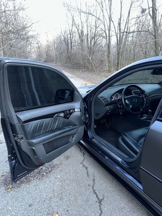 Mersedes benz w211 e500 AMG