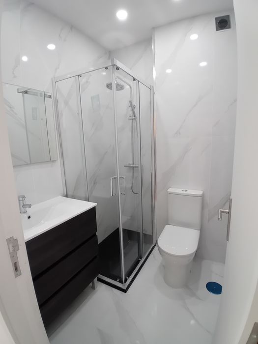 Especialista em pladur , ceramica e pintura