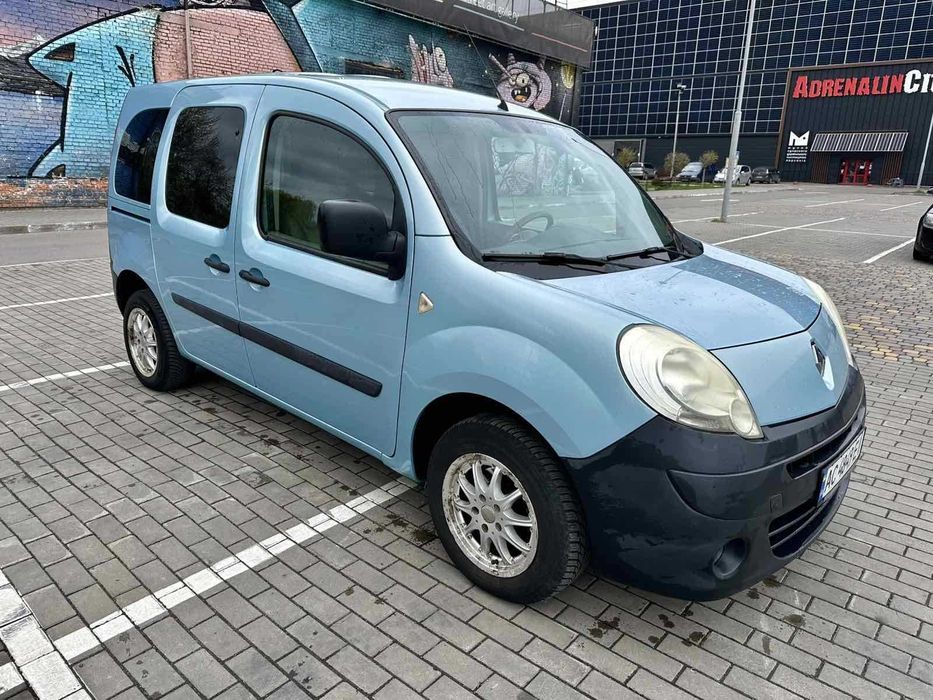 Продам Renault Kangoo 2007 рік 1.6 v16 бензин