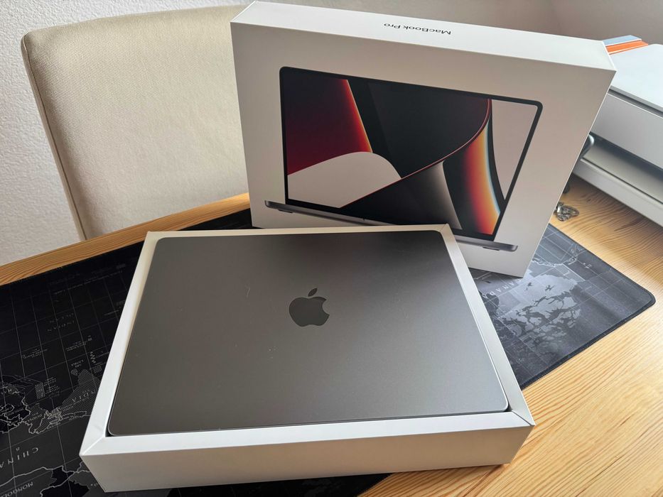 Apple MacBook Pro 14” M3 8GB 512GB Silver – Stan Jak Nowy!
