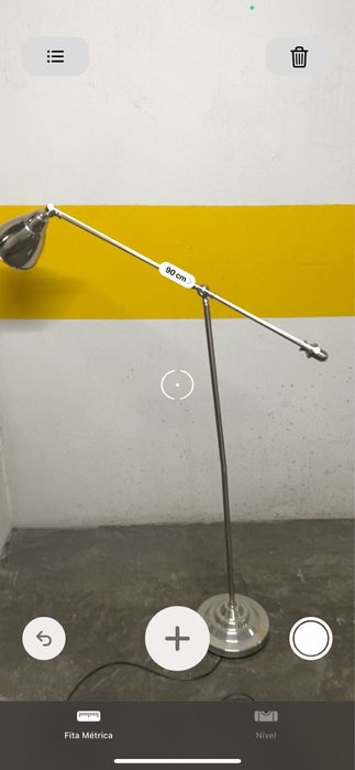 Candeeiro de pé (ajustável)