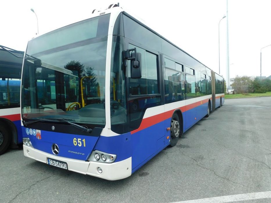 Mercedes-Benz 328 / CONECTO G  Autobus miejski przegubowy niskopodłogowy 4 drzwi -sprawny technicznie